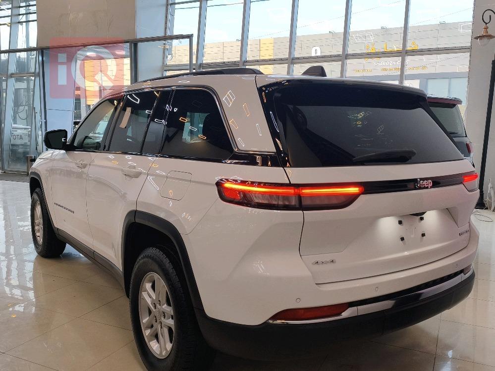 جيب جراند شيروكي